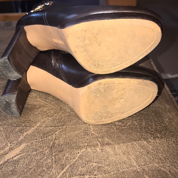 Worn once! Nine West Brown Platform Booties, 8M - Picture 5 of 8